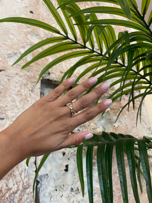 ANILLO CRUZADO DETALLE BRILLANTE