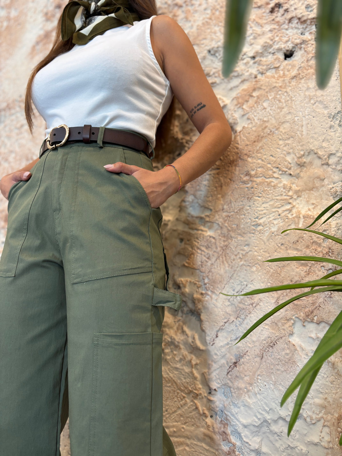 PANTALÓN CARGO VERDE KAKI