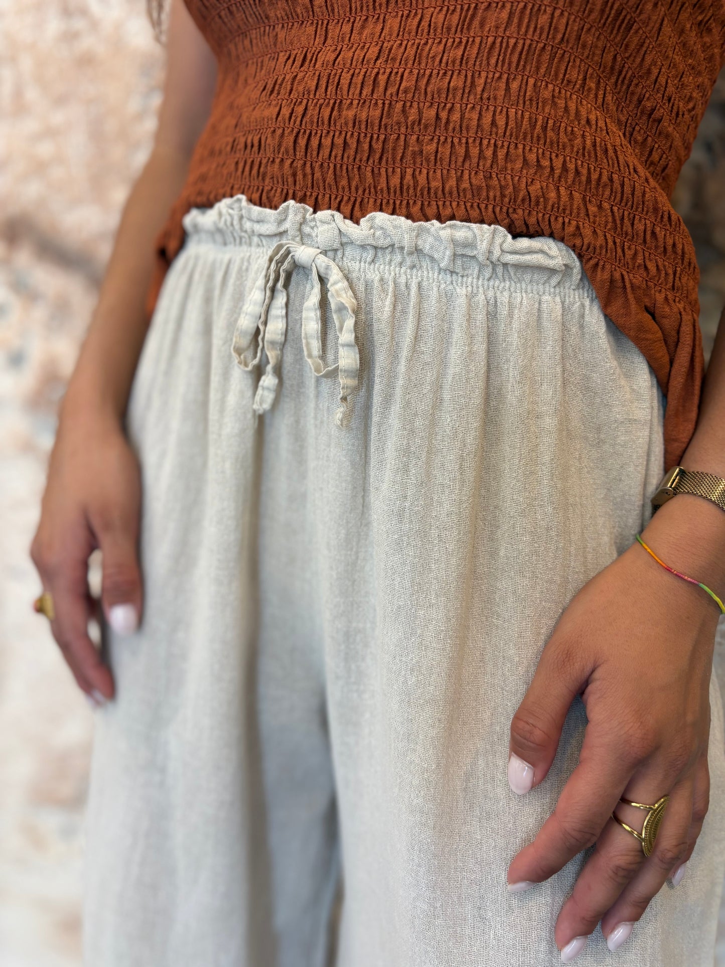PANTALÓN RECTO BEIGE  LINO DESFLECADO