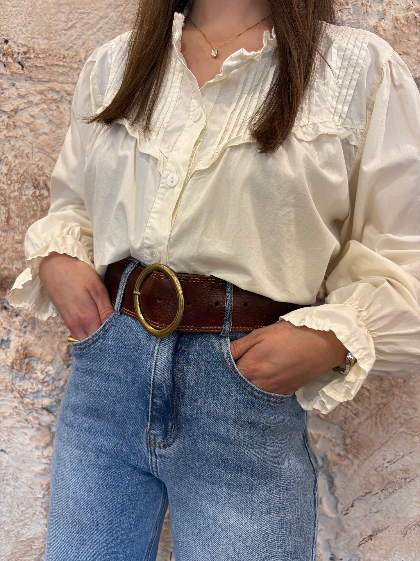 CAMISA CUELLO RIZO PLISADA CRUDO