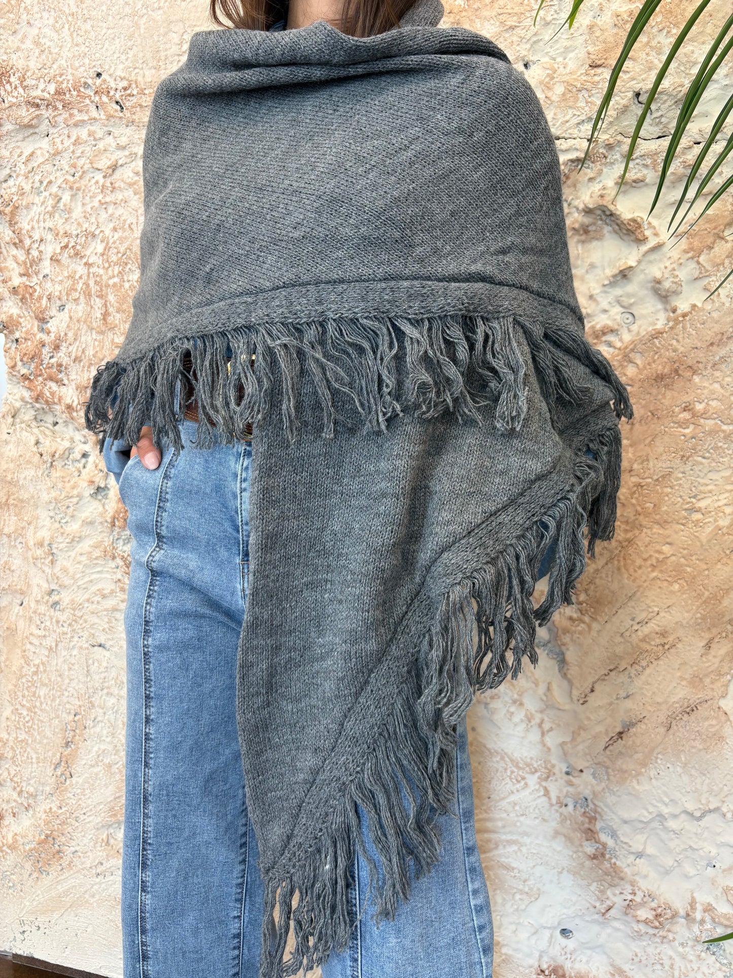 CAPA DE PUNTO FLECOS GRIS