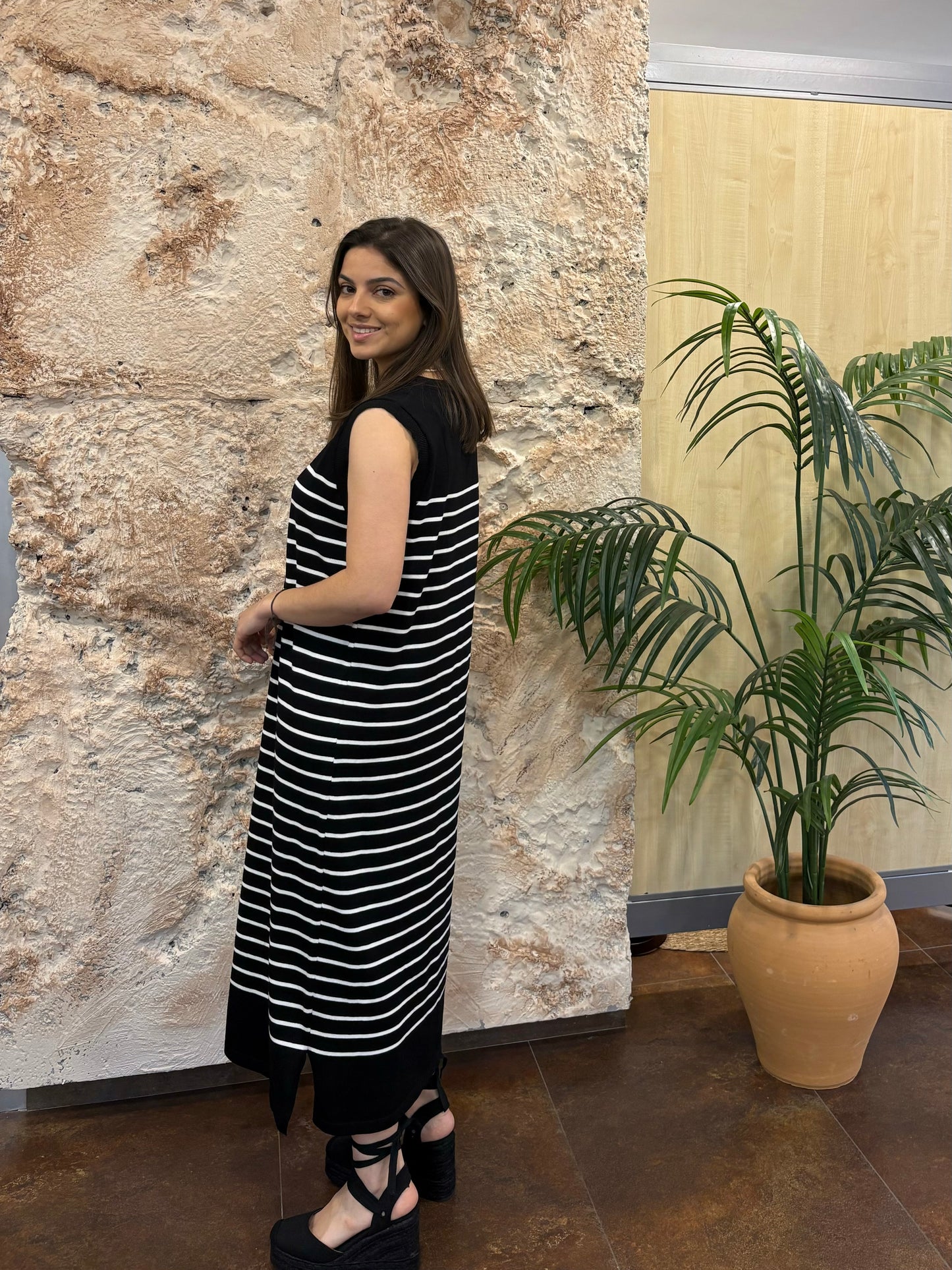 VESTIDO PUNTO NEGRO- RAYAS BLANCO
