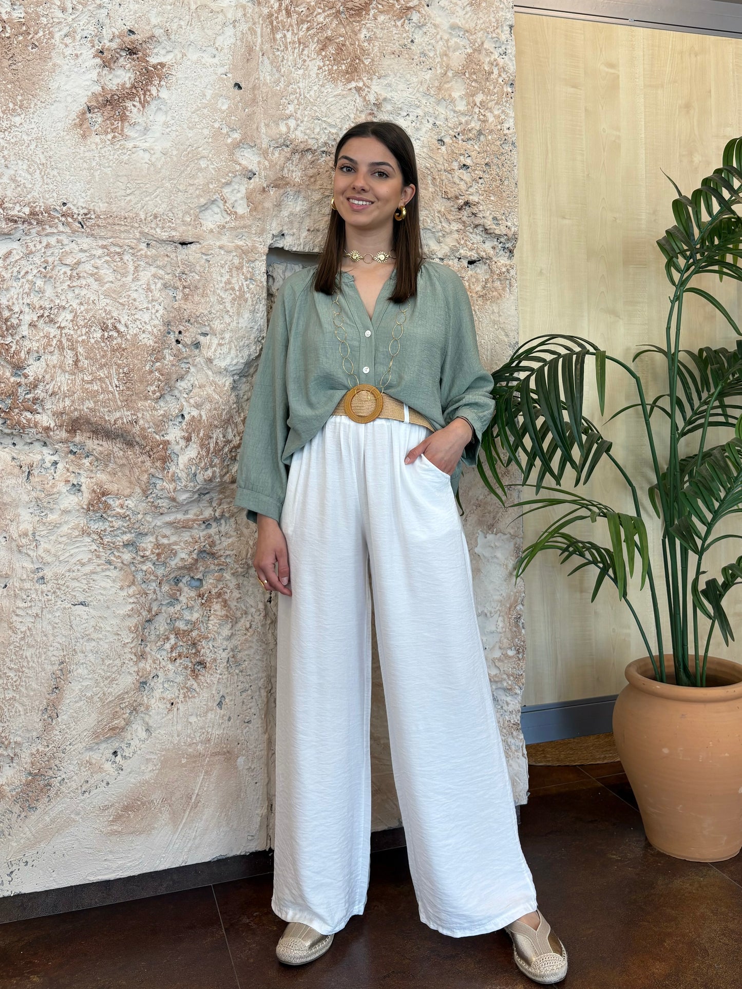 PANTALÓN PALAZO BLANCO CON CINTURÓN