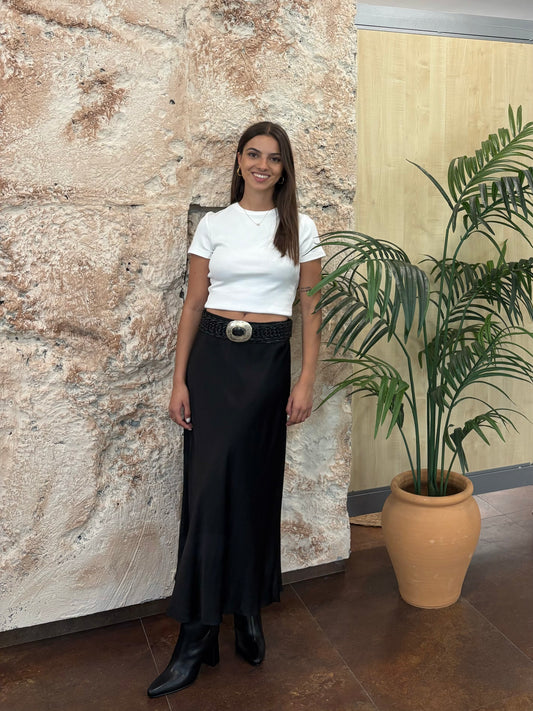 FALDA MIDI SATINADA NEGRA