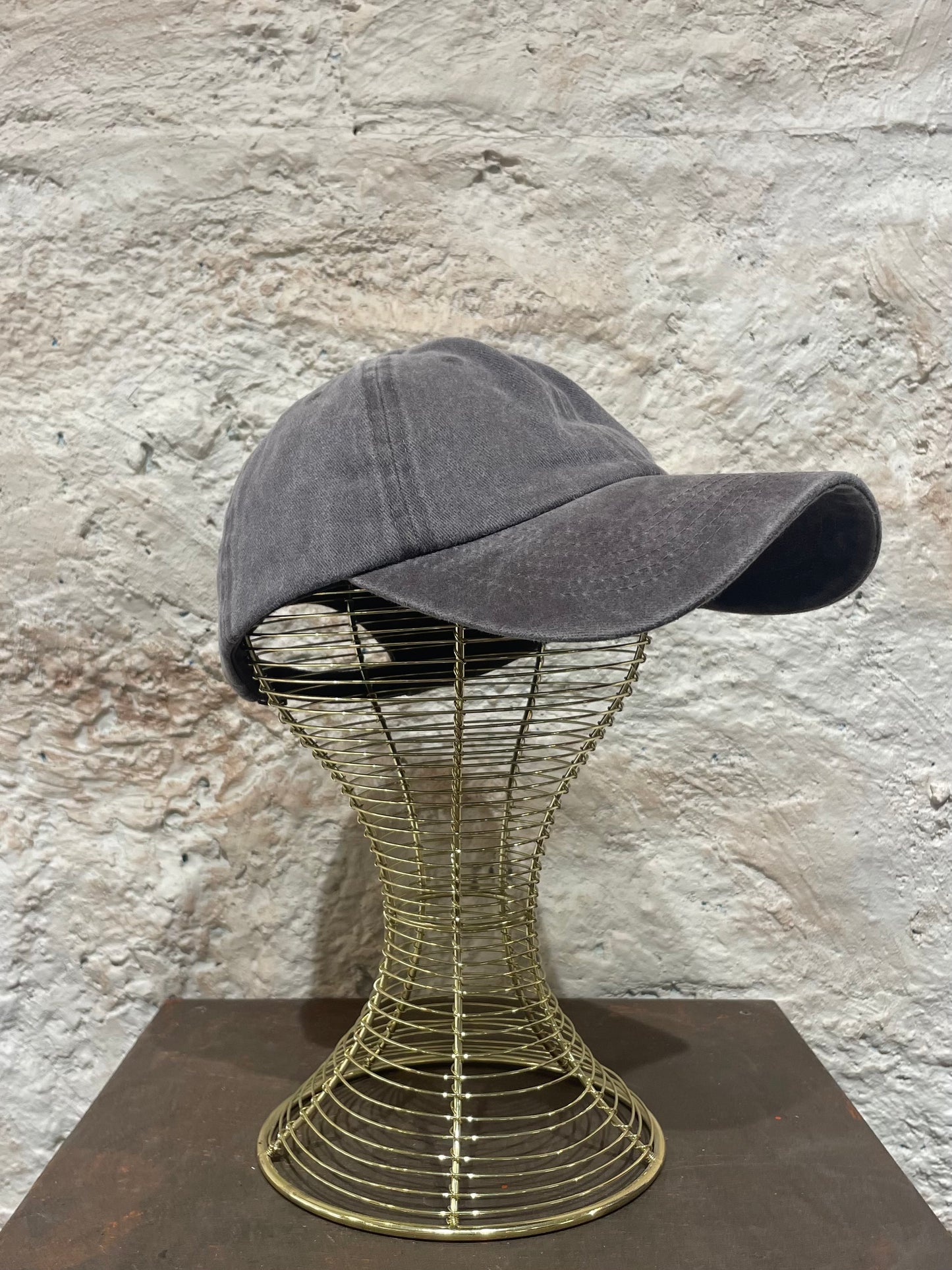 GORRA EFECTO LAVADO MARRÓN