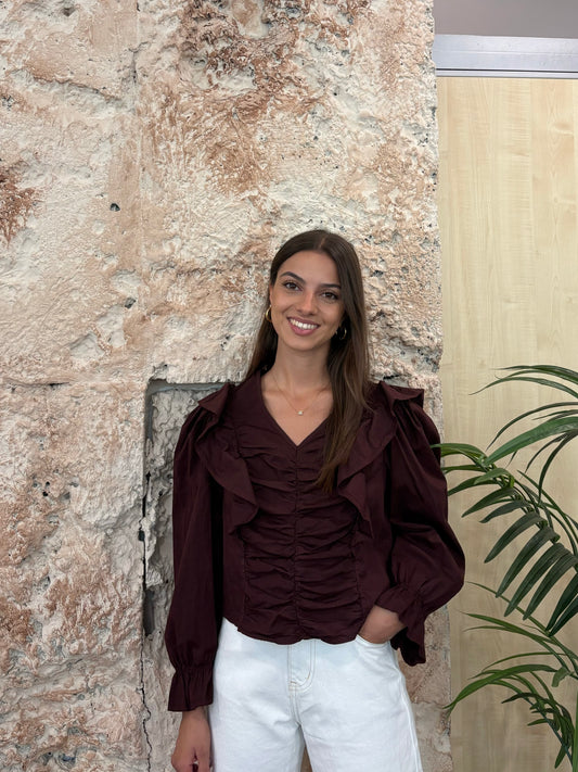 BLUSA DRAPEADA VOLANTE BURDEOS