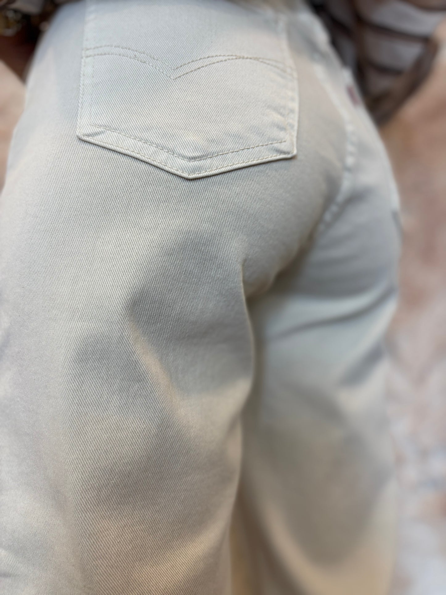 JEANS MOM FIT BEIGE