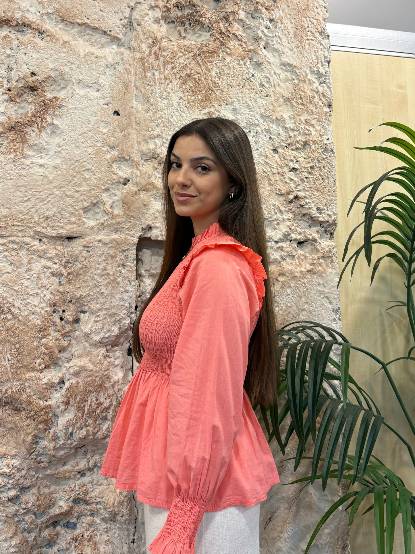 BLUSA PANEL VOLANTE SALMON