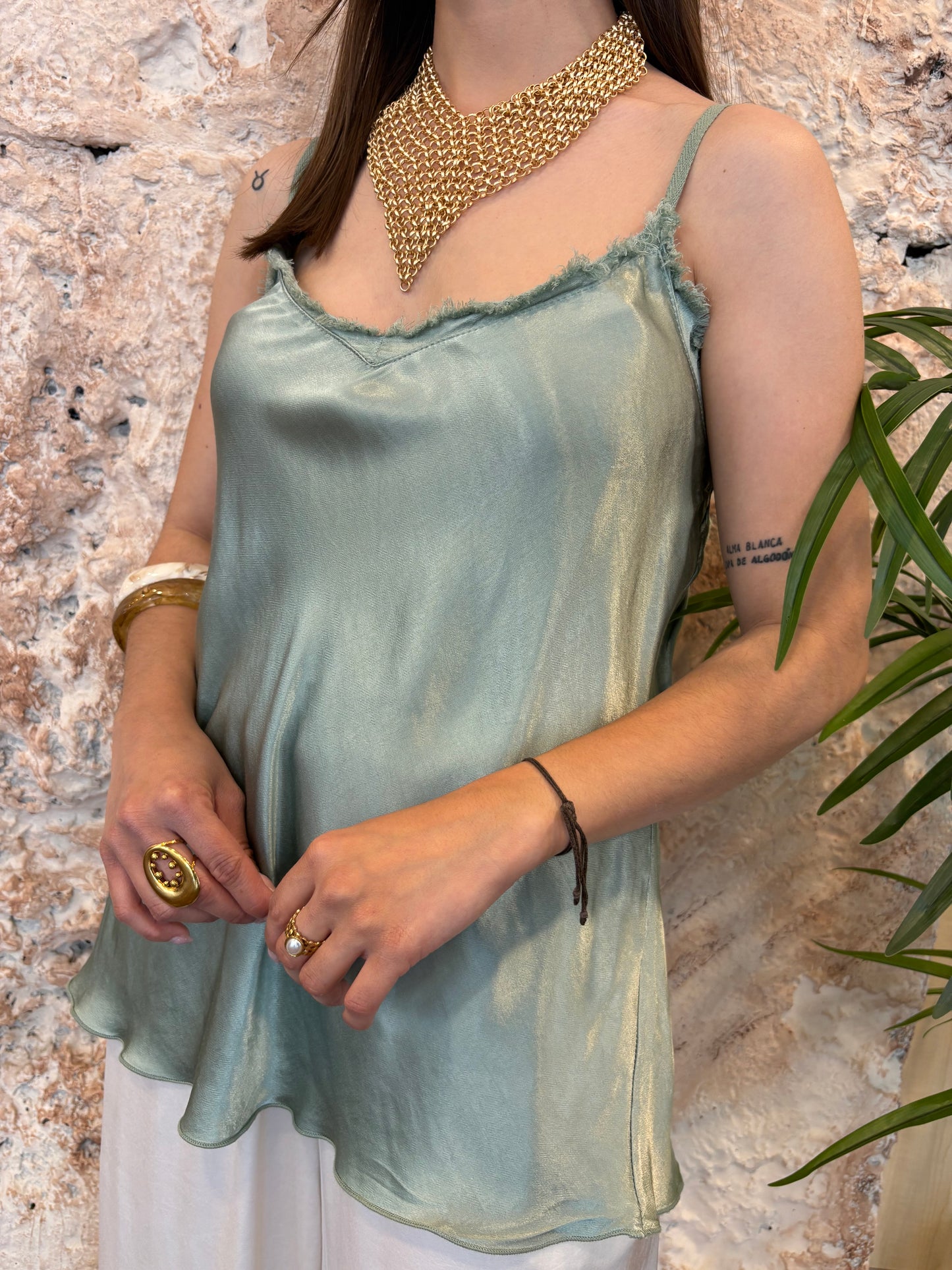BLUSA SATINADA TIRANTES VERDE AGUA