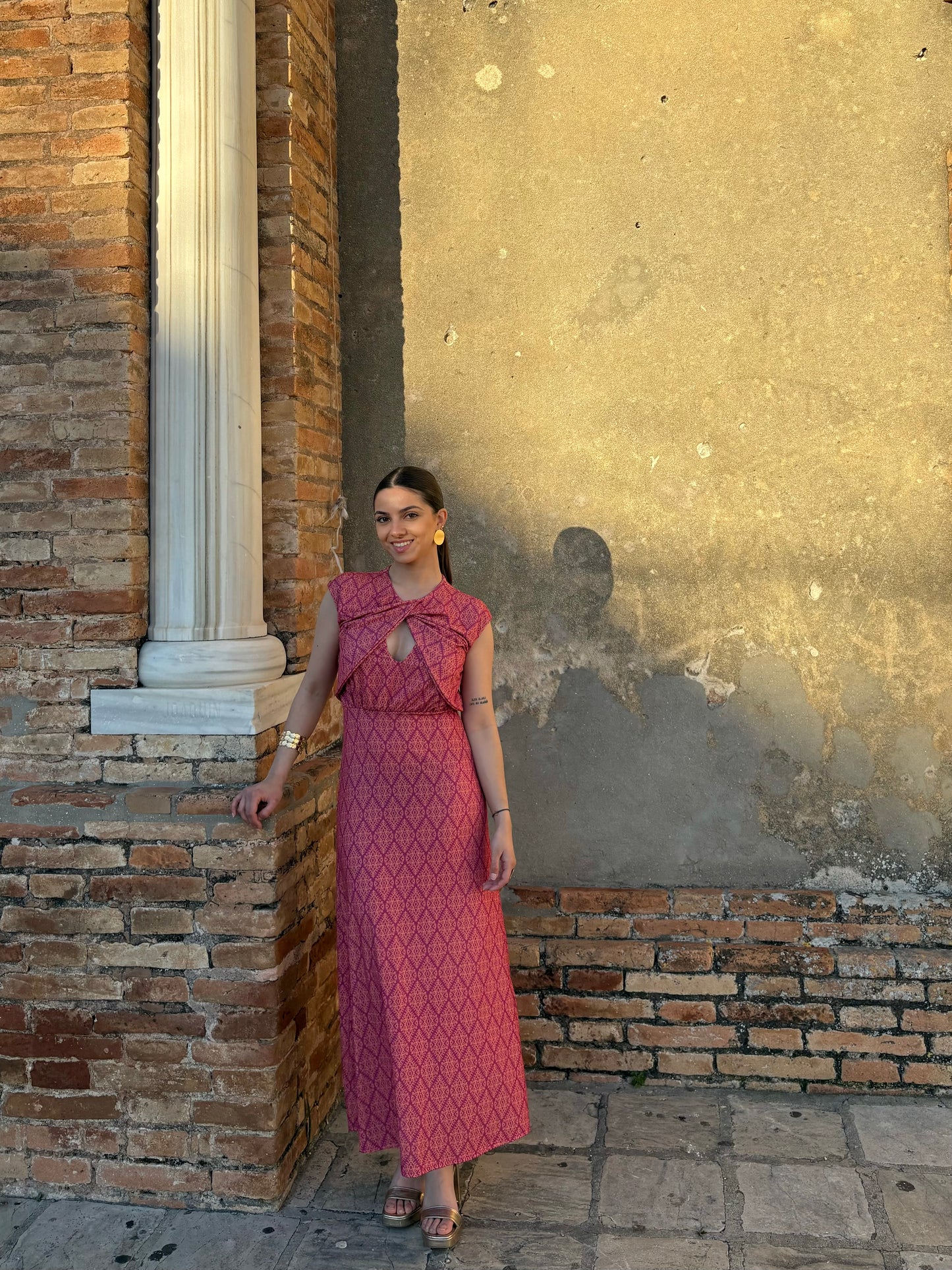 VESTIDO ESTAMPADO PLIEGUES ROSA-NARANJA