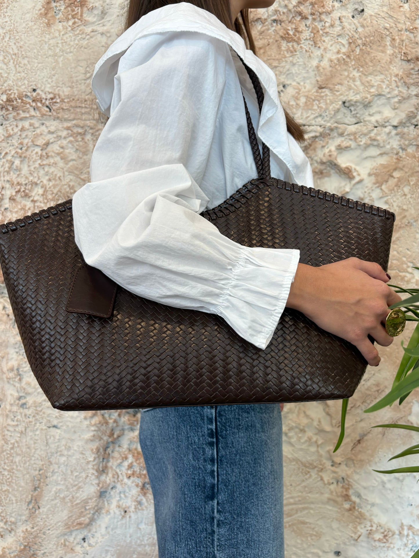 BOLSO MAXI TRENZADO MARRÓN