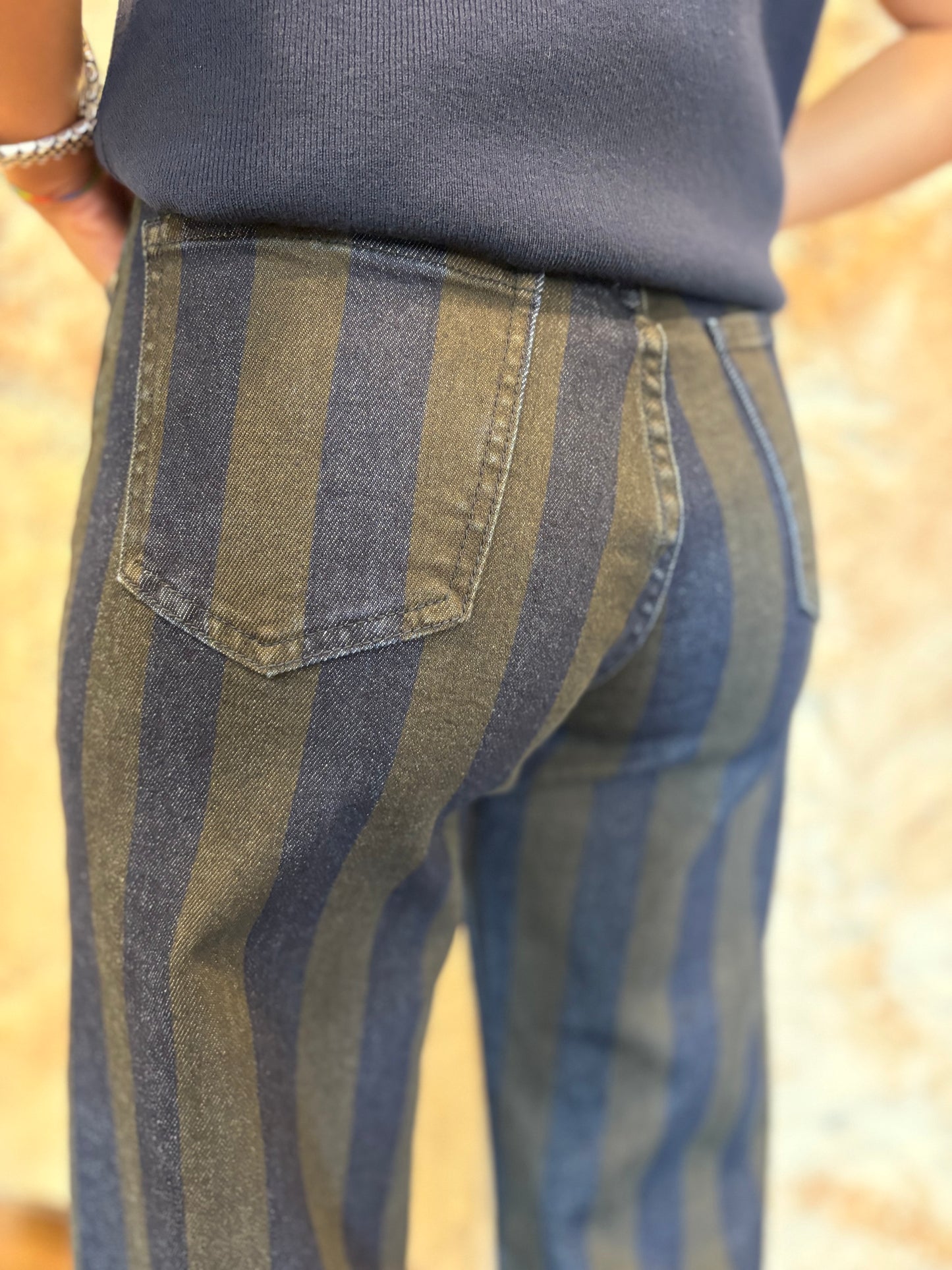 JEANS WIDE LEG RAYAS AZUL-VERDE
