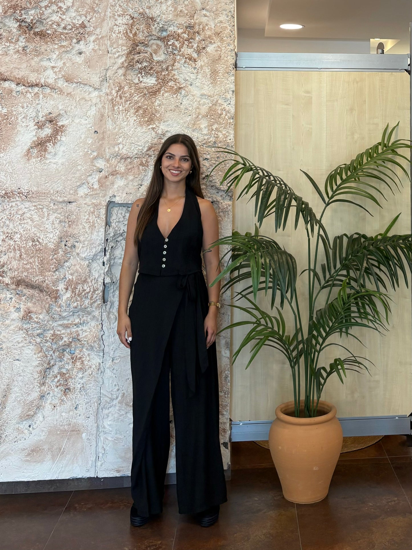 CONJUNTO TOP HALTER Y PANTALÓN PAREO LAZO NEGRO