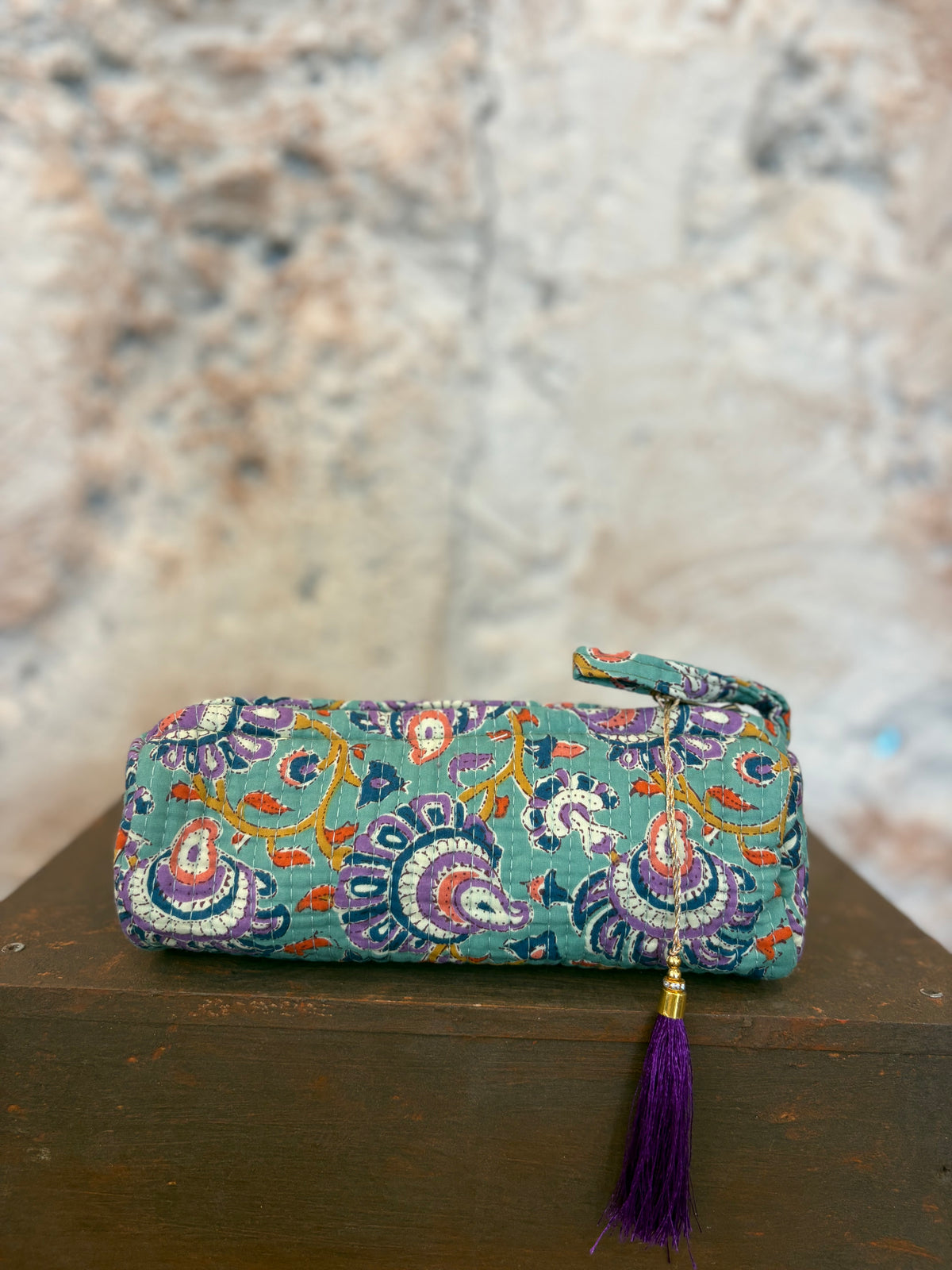 ESTUCHE PEQUEÑO ESTAMPADO VERDE AGUA - LILA