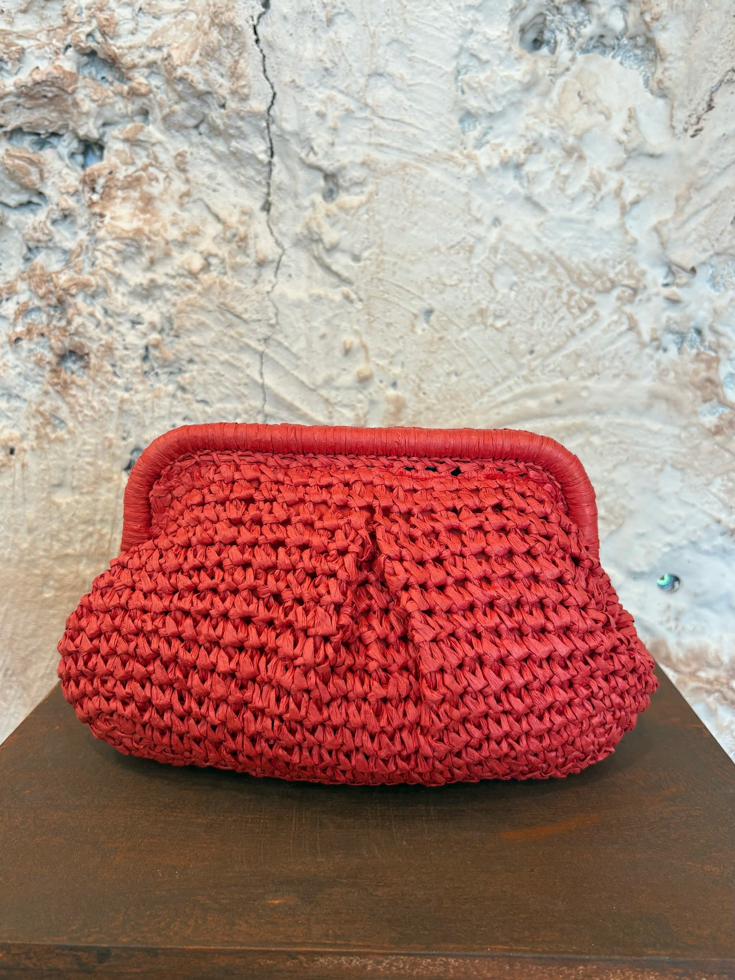 BOLSO DE MANO RAFIA ROJO