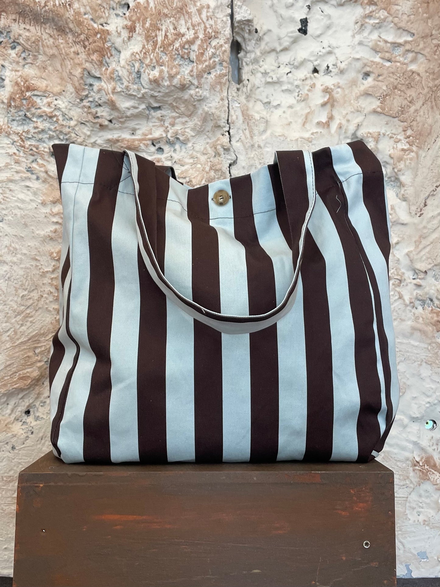 BOLSO SHOPPER TELA RAYAS CELESTE - MARRÓN