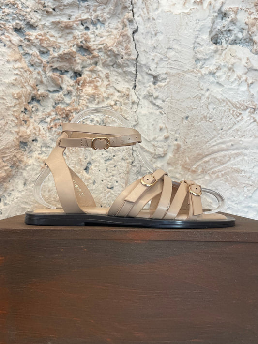 SANDALIA PLANA BEIGE