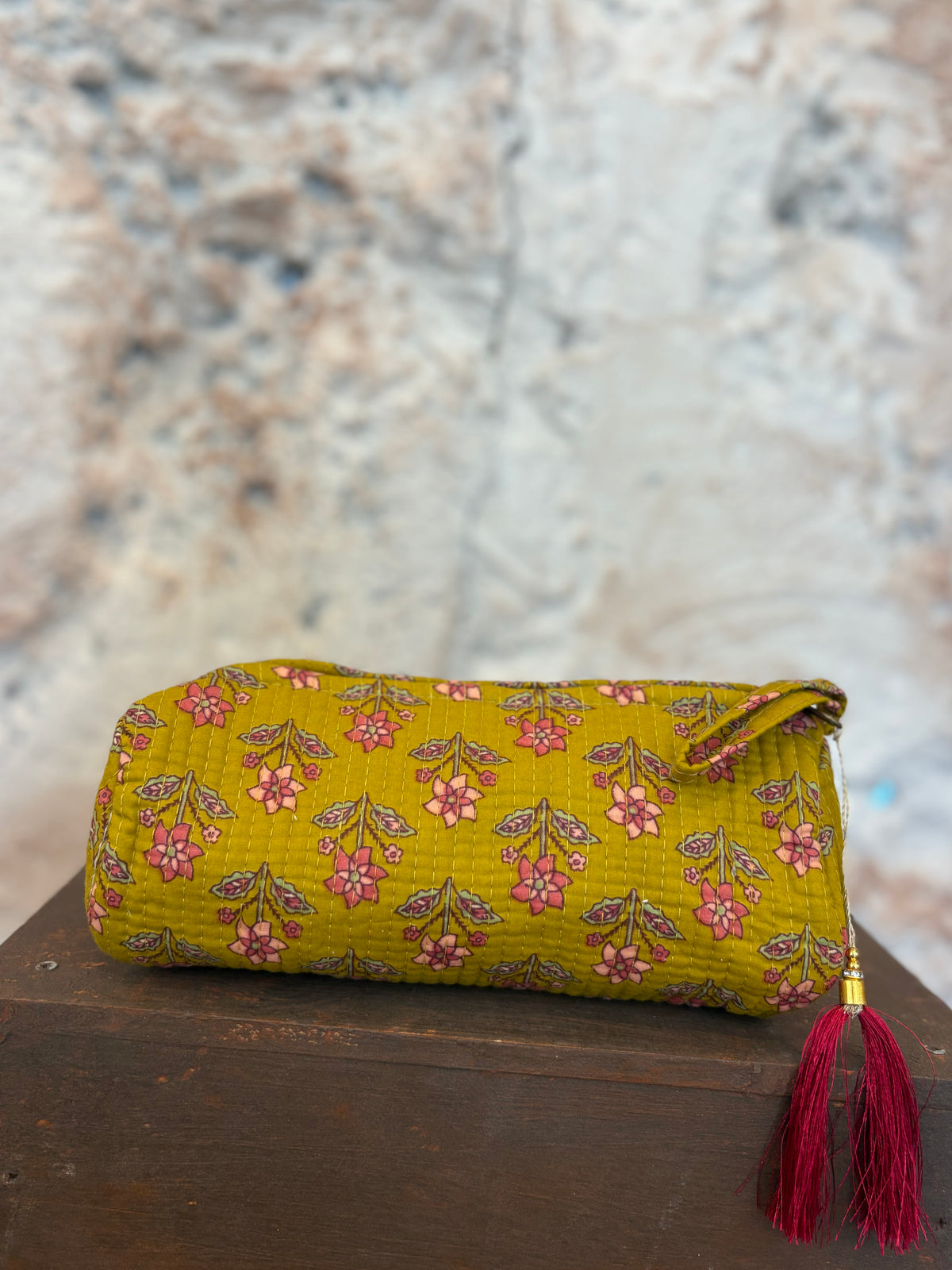 ESTUCHE GRANDE ESTAMPADO VERDE PISTACHO
