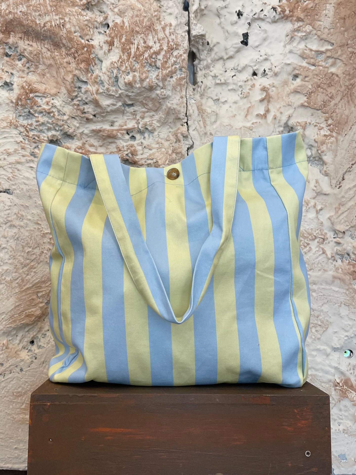 BOLSO SHOPPER TELA RAYAS CELESTE - MANTEQUILLA