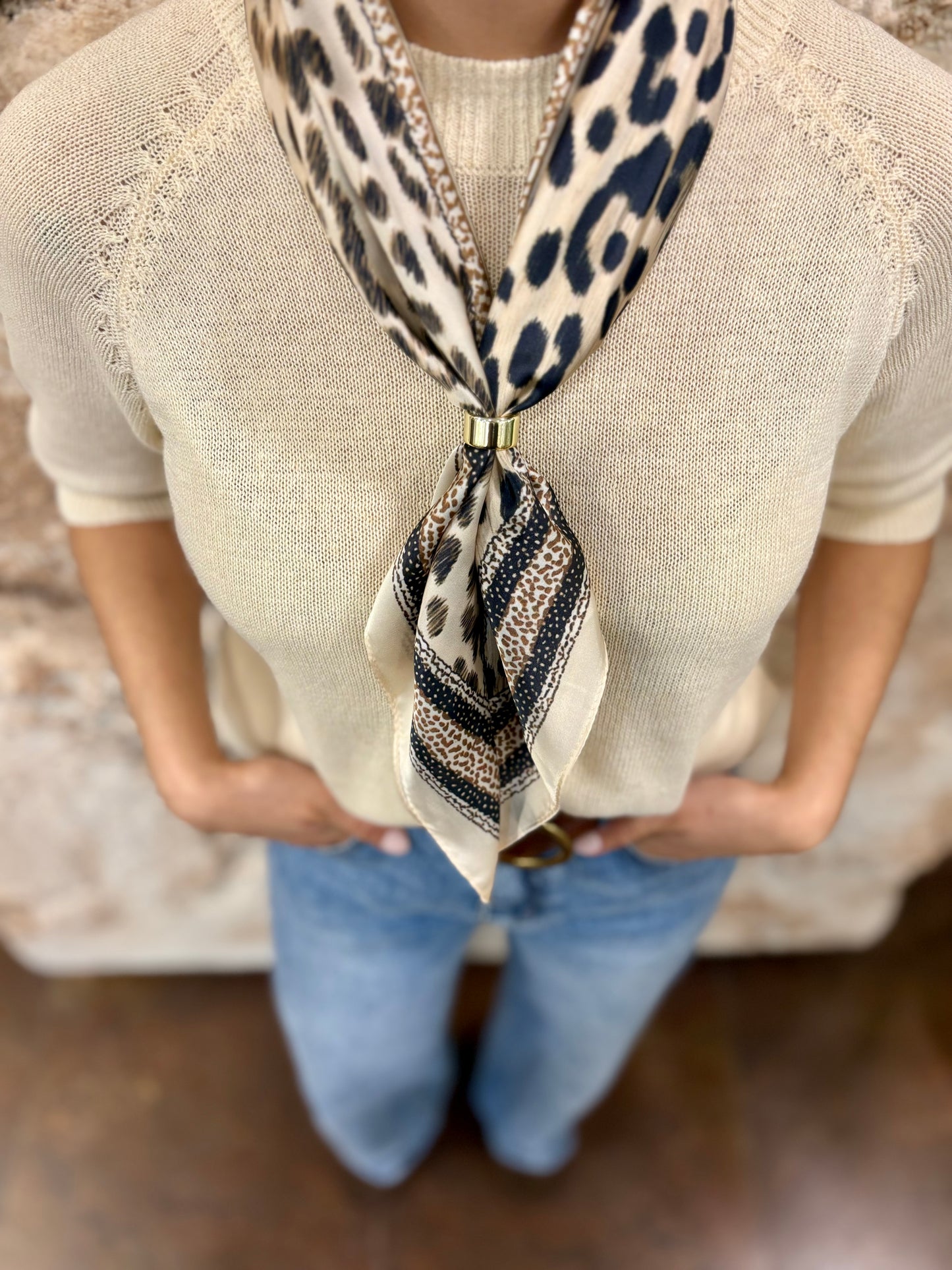 PAÑUELO CUELLO ESTAMPADO ANIMAL PRINT