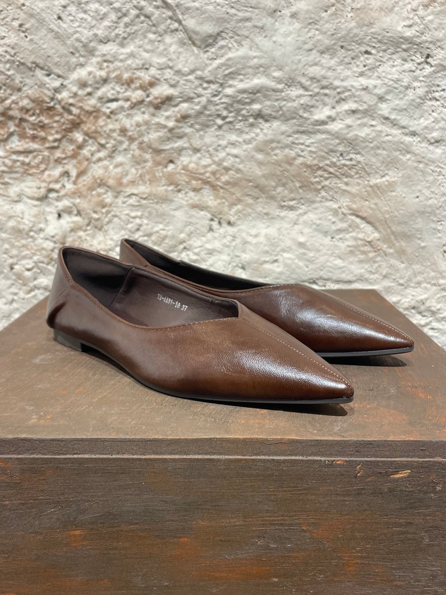 MULE PLANO PICO MARRON
