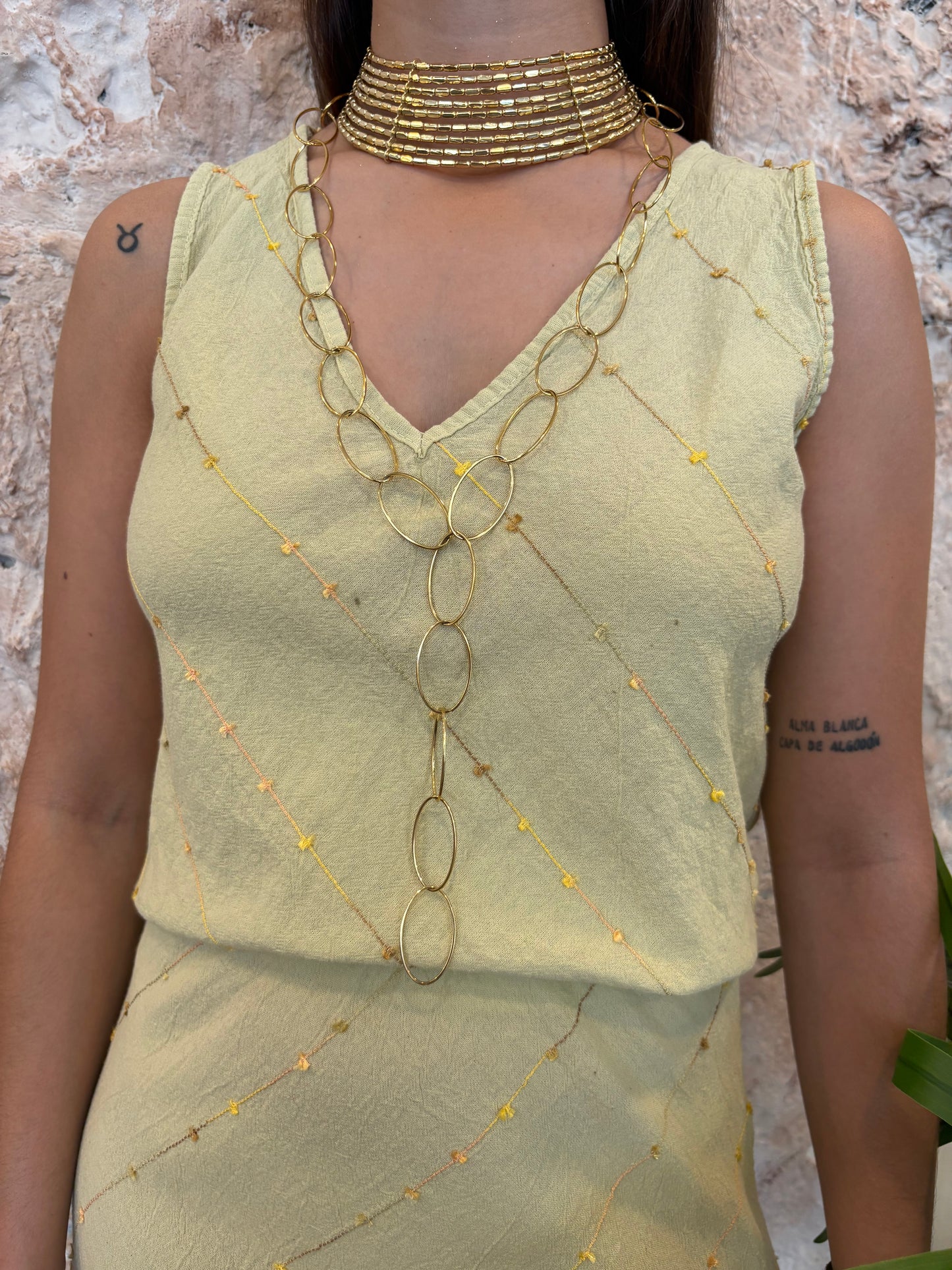 BLUSA LINO BORDADOS AMARILLO