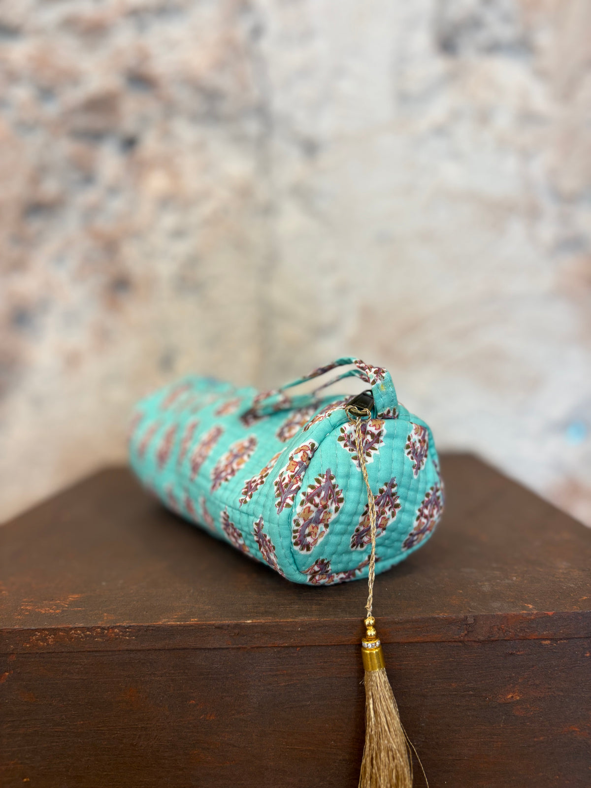 ESTUCHE PEQUEÑO ESTAMPADO VERDE AGUA