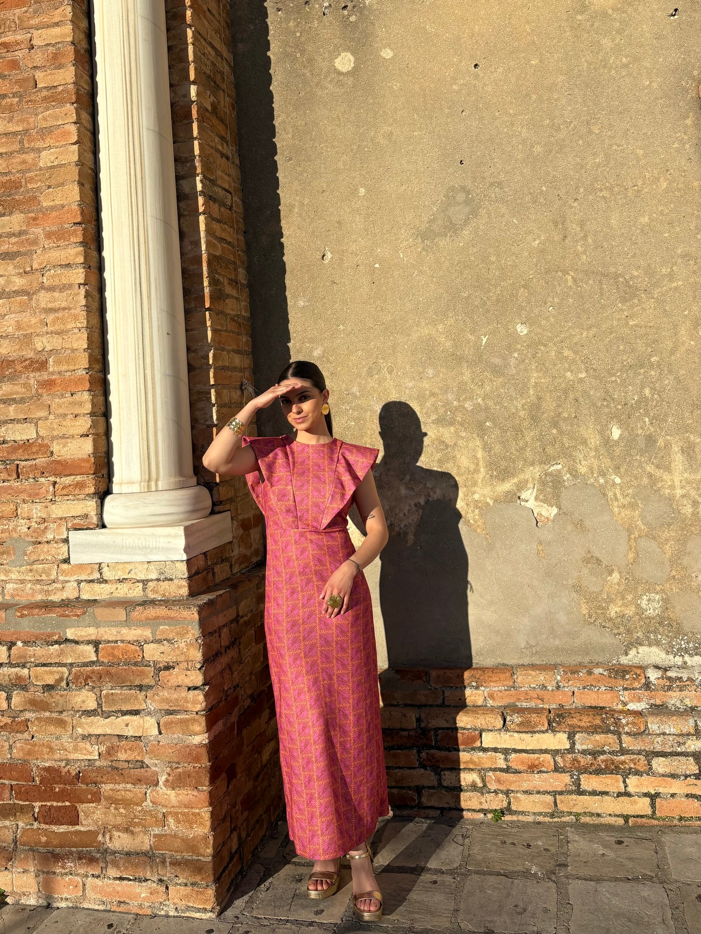 VESTIDO ESTAMPADO VOLANTES ROSA-NARANJA