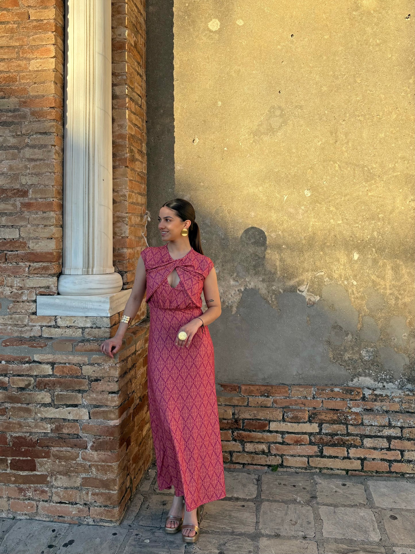 VESTIDO ESTAMPADO PLIEGUES ROSA-NARANJA