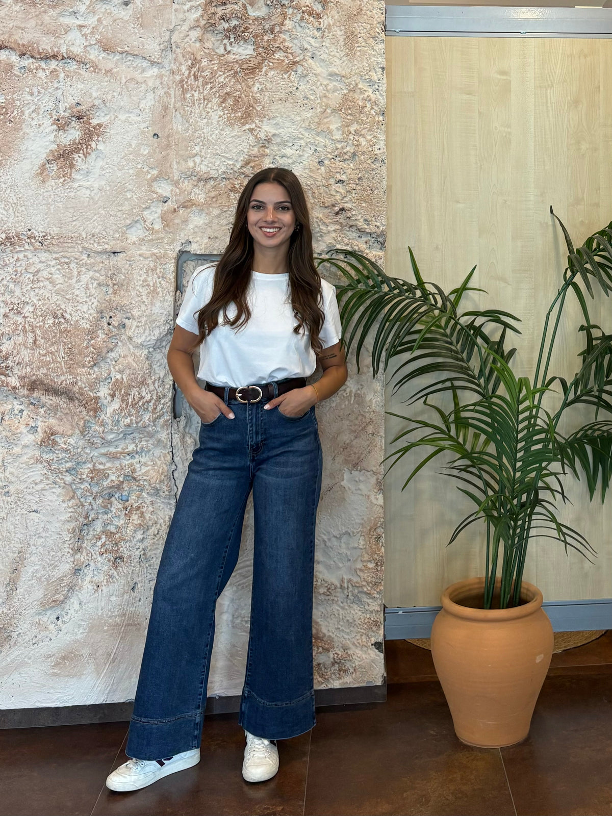 JEANS WID LEG OSCURO BAJO COSTURA
