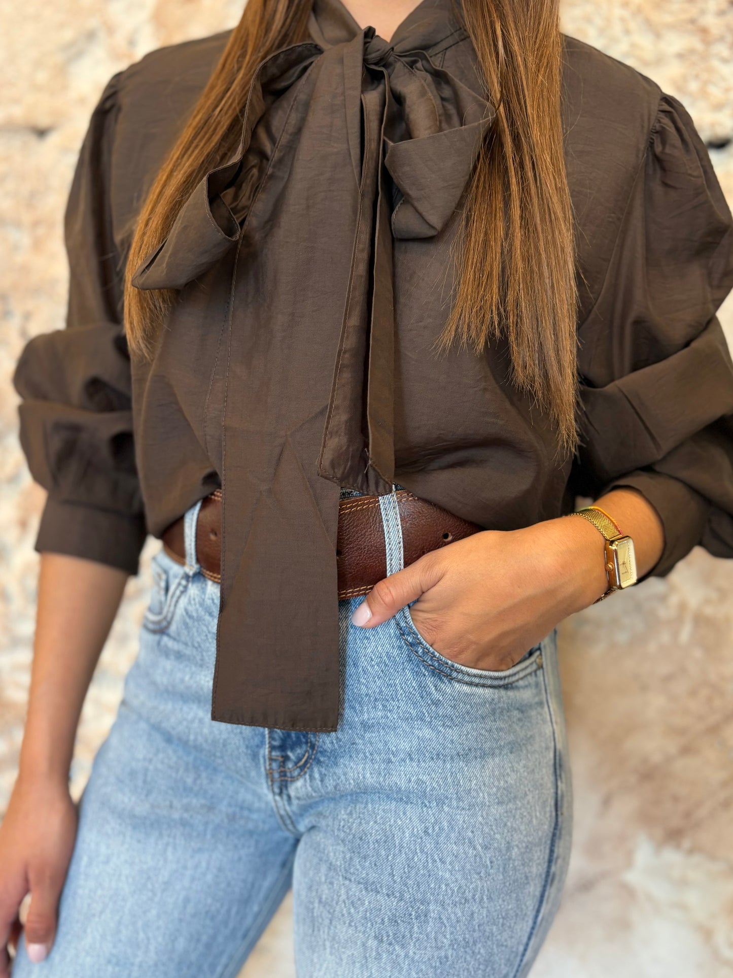 BLUSA FLUIDA LAZADA MARRÓN