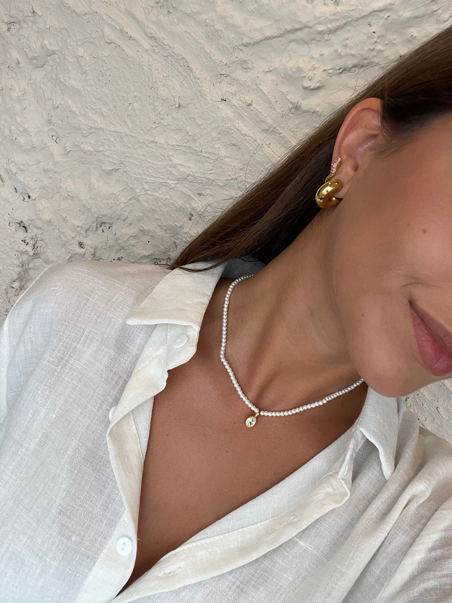 COLLAR MINI PERLAS DETALLE BRILLANTE