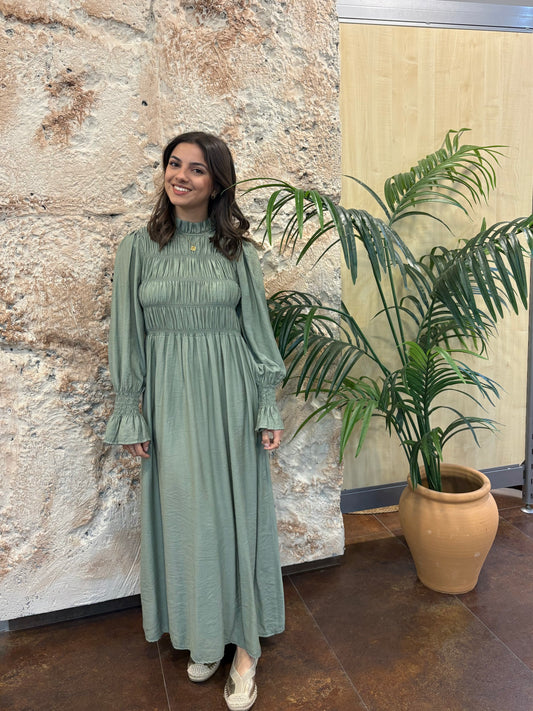 VESTIDO LARGO PANEL CUELLO RIZO VERDE
