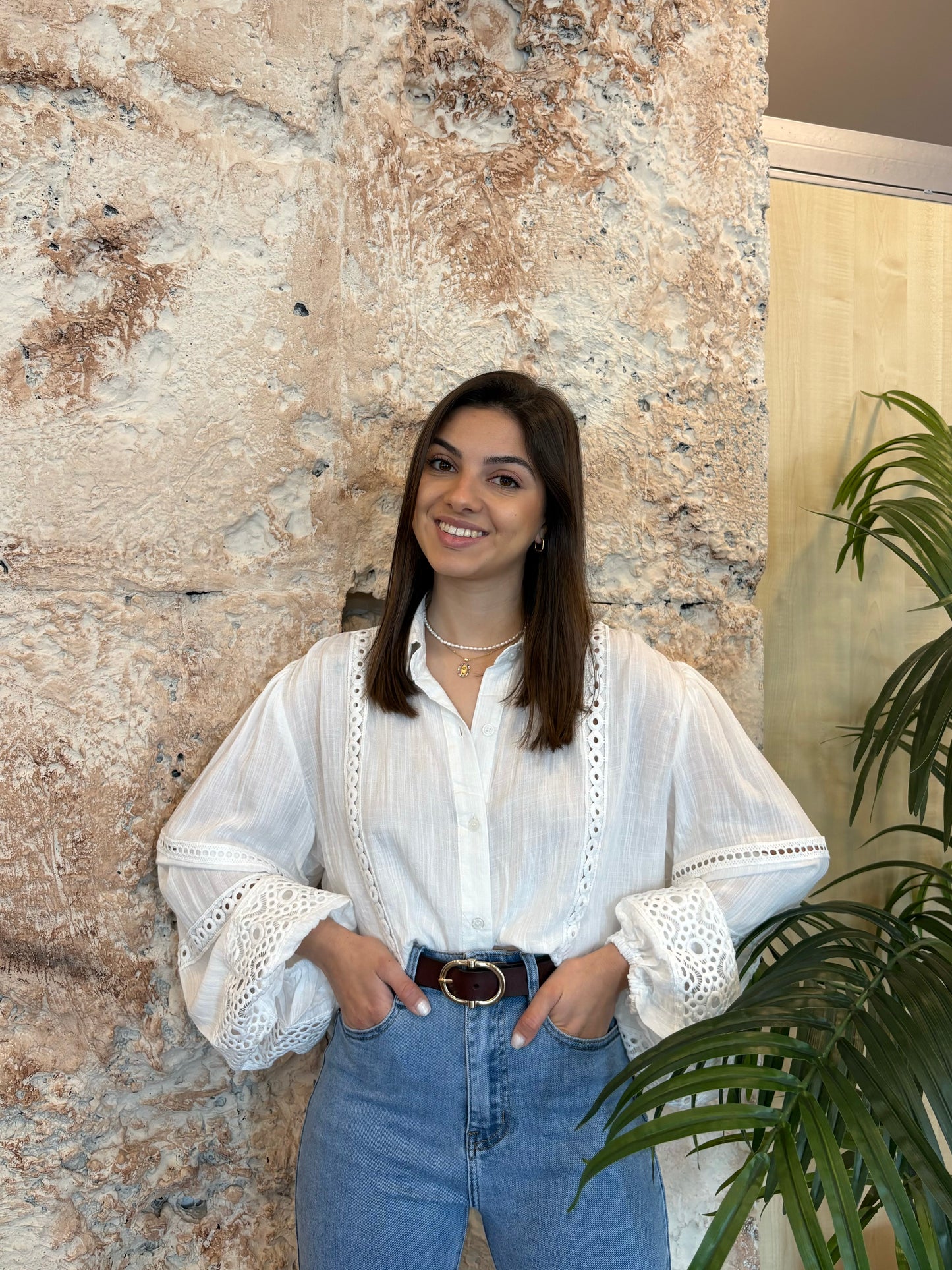 CAMISA BLANCA CALADA