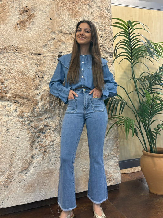 JEANS BOLSILLOS FLARE DESFLECADO