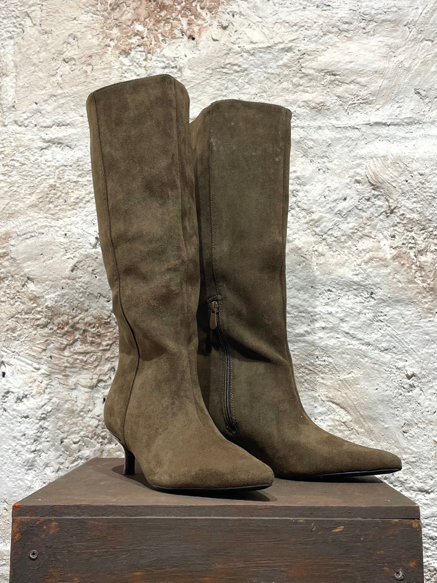 BOTA ALTA MARRÓN ANTELINA