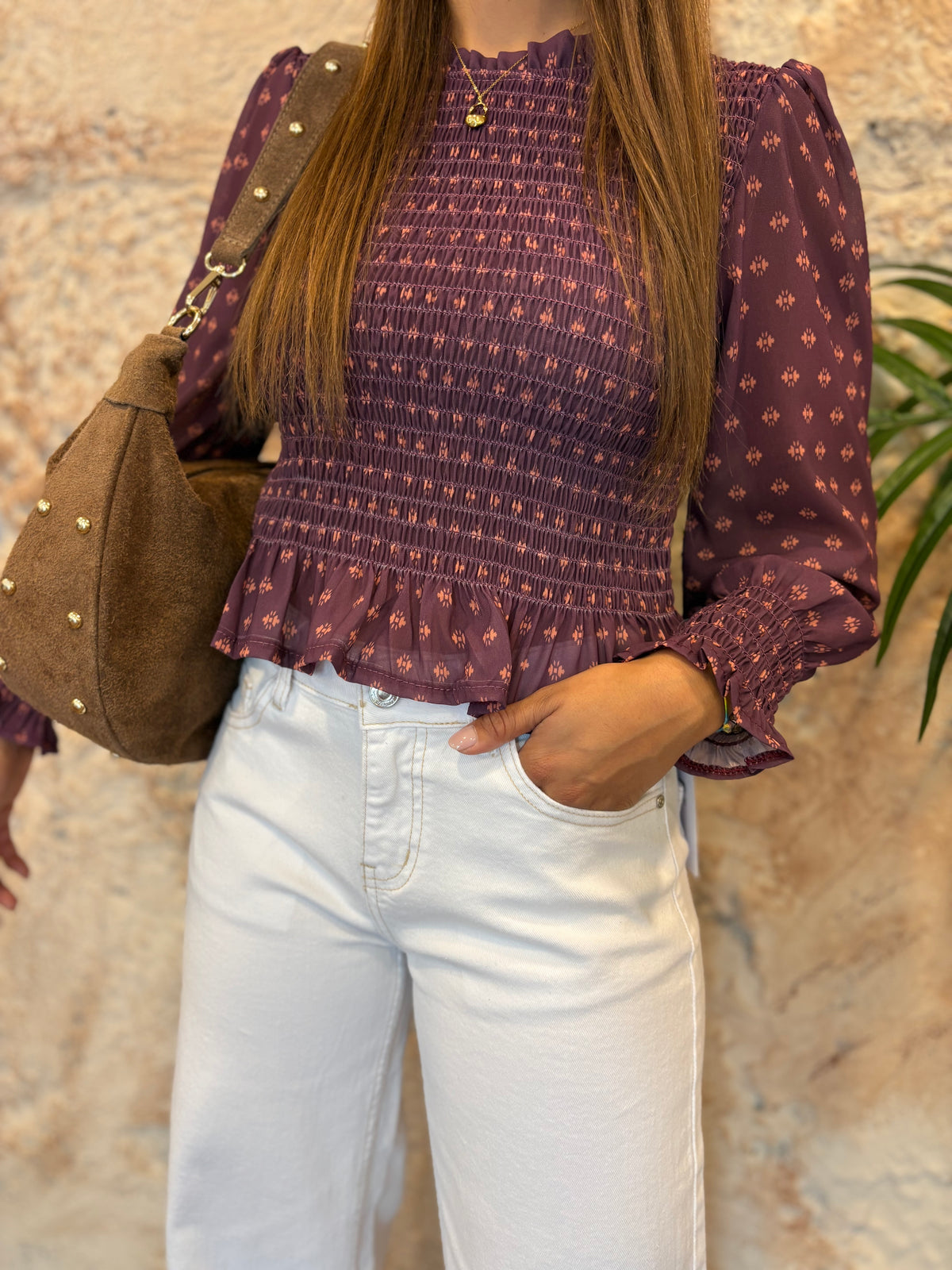 BLUSA PANEL DE ABEJA MORADA ESTAMPADA