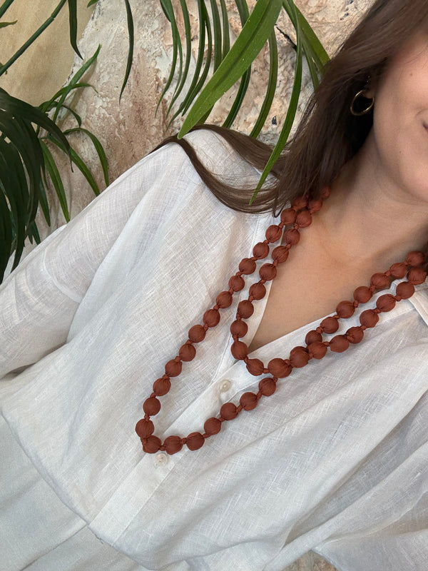 COLLAR MAXI BOLAS CALDERA