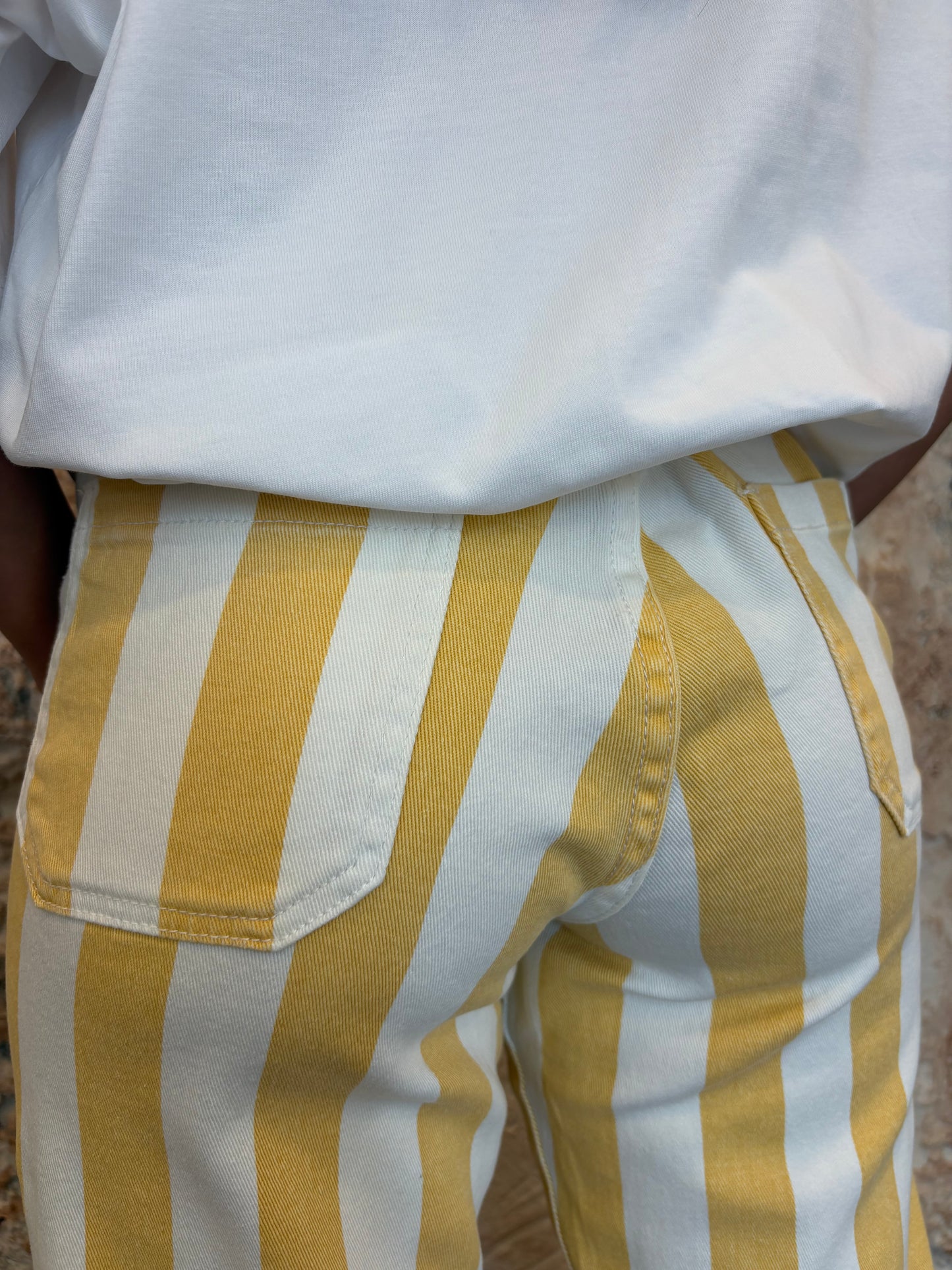 PANTALÓN CULOTTE BOLSILLOS RAYAS AMARILLAS