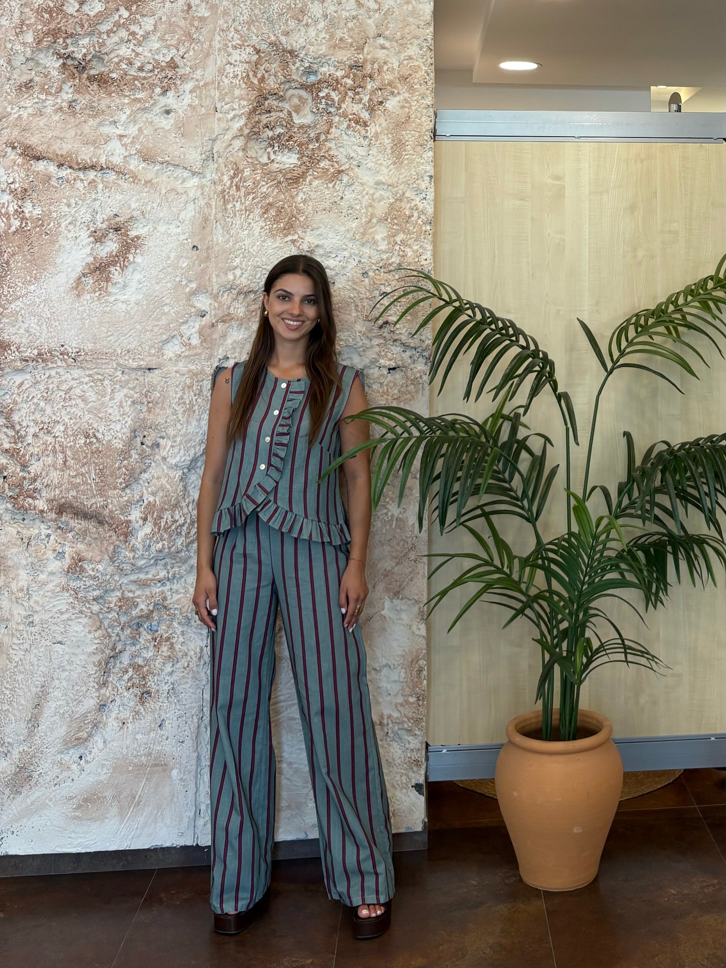 CONJUNTO TOP VOLANTE Y PANTALÓN RAYAS VERDE AGUA - MORADO