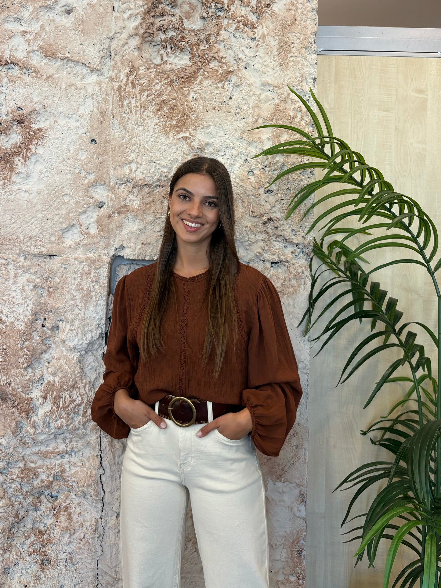 BLUSA BAMBULA TEJA DETALLE PUNTILLA