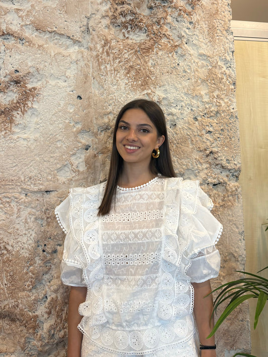BLUSA VOLANTES BORDADOS BLANCO