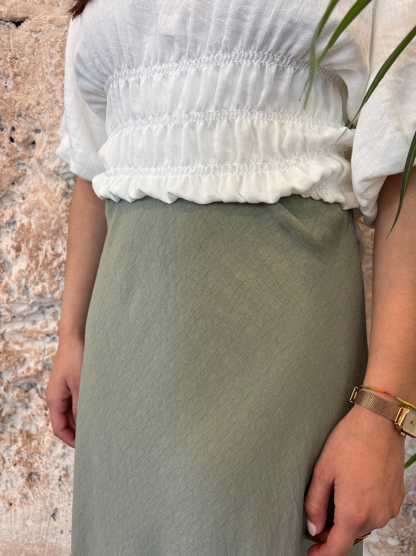 FALDA LARGA FLUIDA VERDE KAKI