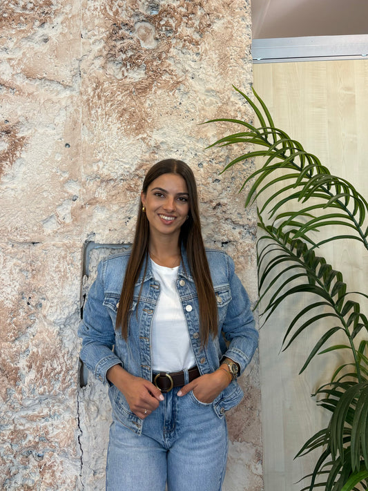 CHAQUETA DENIM CORTA