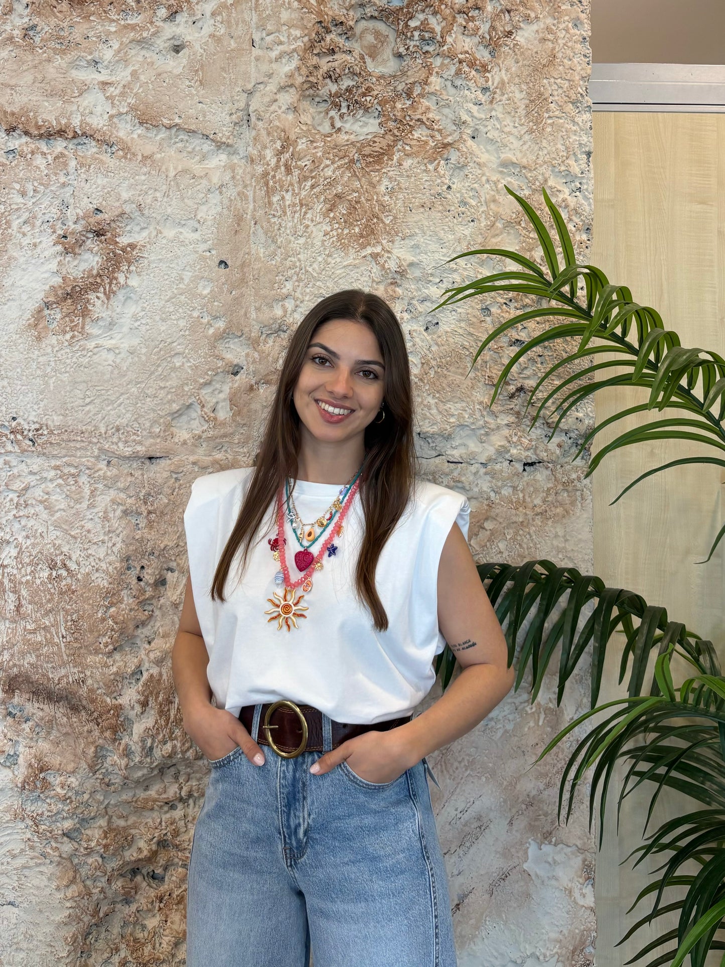 CAMISETA HOMBRERAS BLANCA