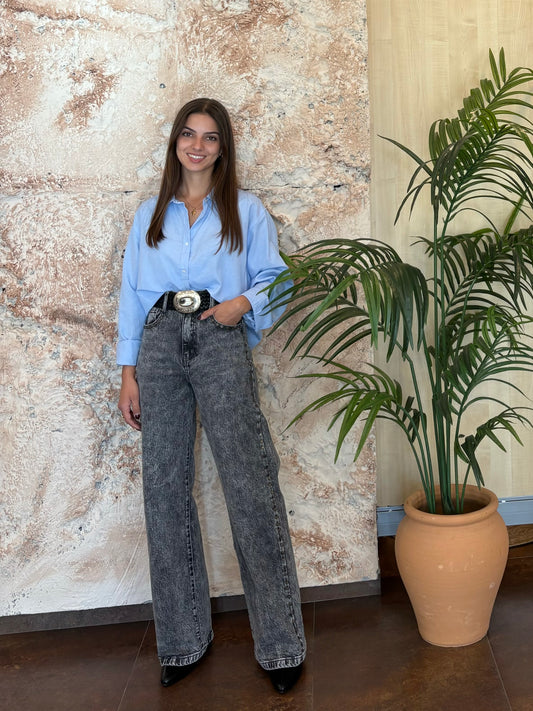 JEANS RECTO TACHAS GRIS