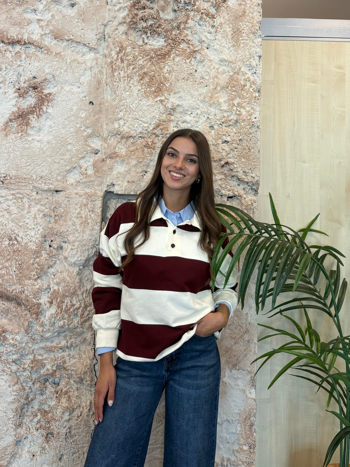 SUDADERA TIPO POLO RAYAS BURDEOS