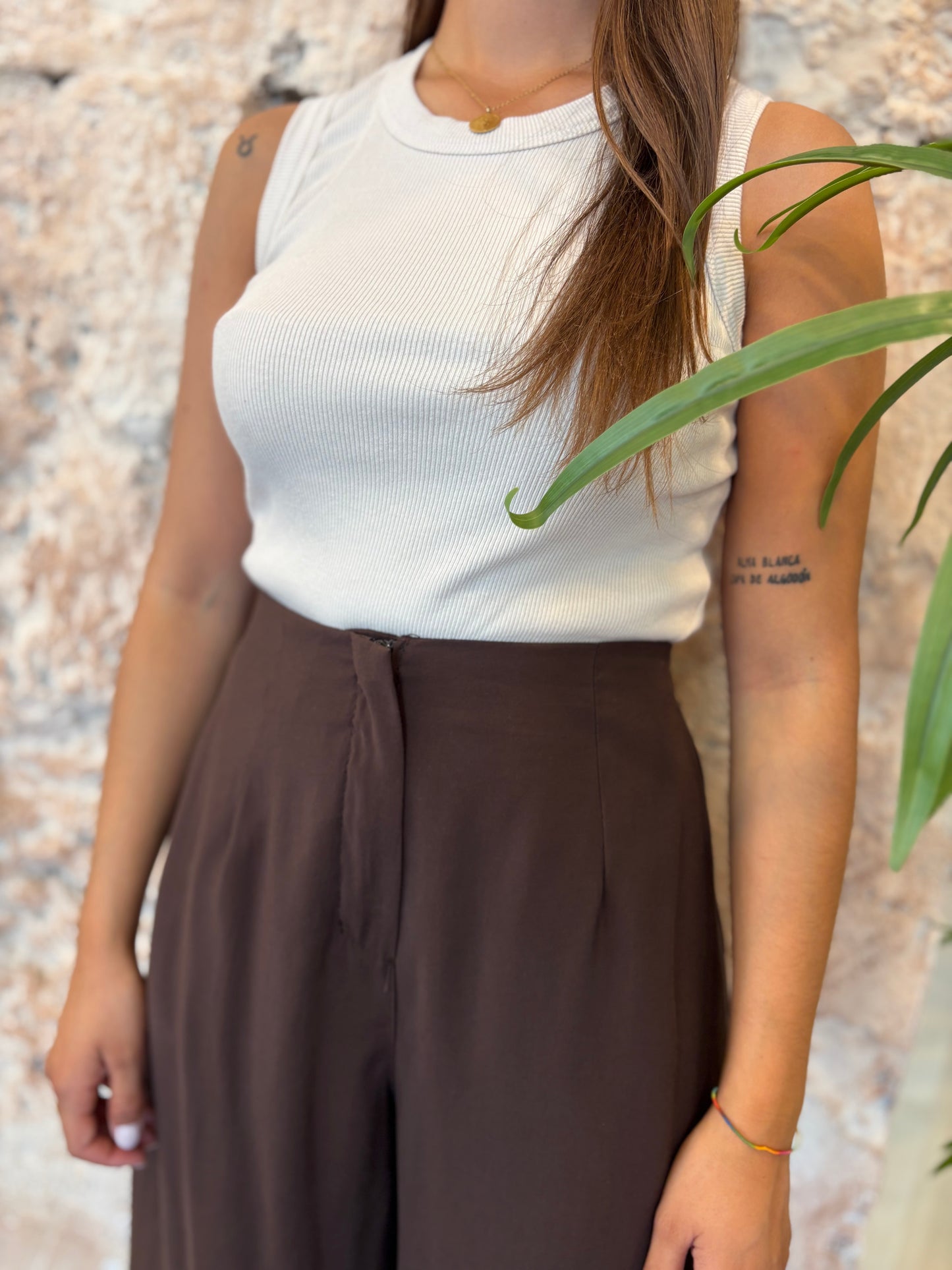 TOP CANALÉ BEIGE