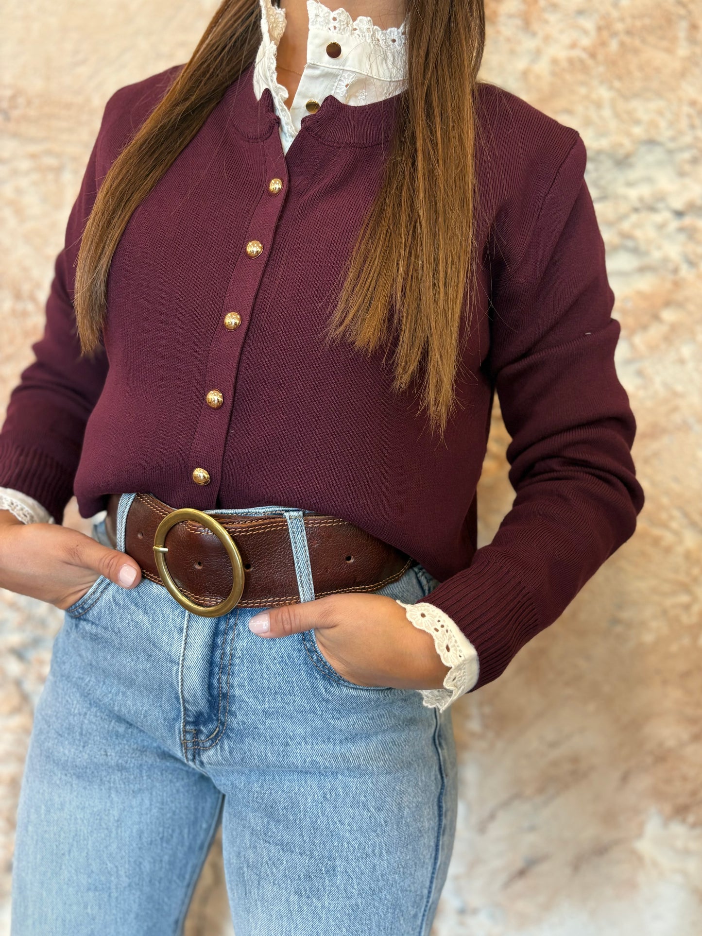 CARDIGAN PUNTO BOTONES DORADOS MORADO