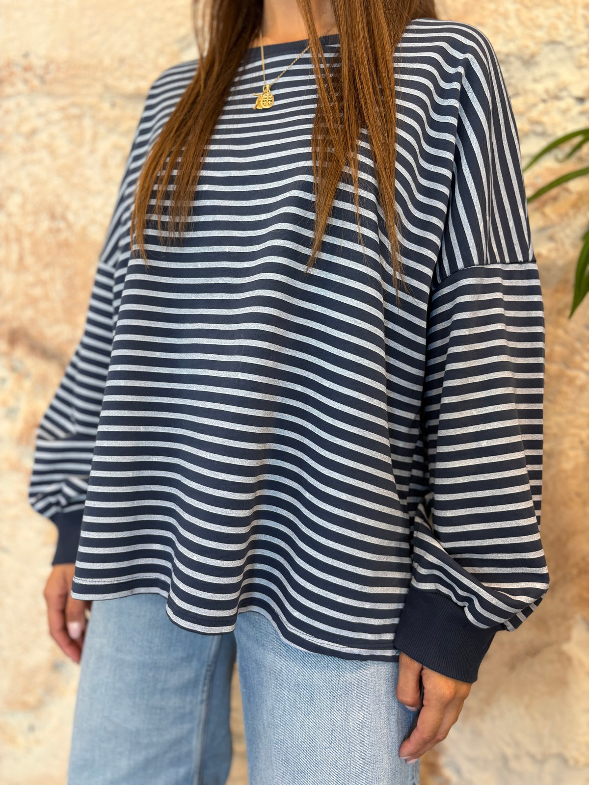 SUDADERA BÁSICA CUELLO REDONDO RAYAS AZUL MARINO - BLANCA